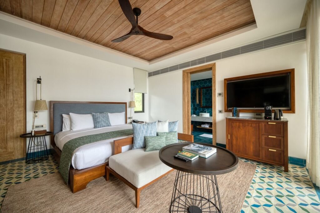 Guest bedroom at Ahu Bay, Ahungalla