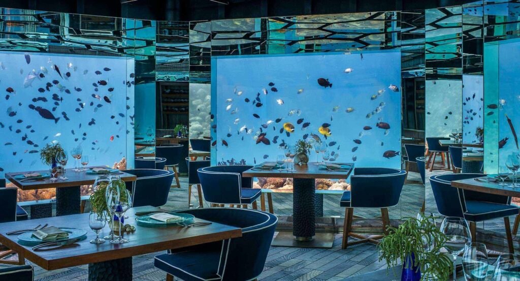 Underwater restaurant at Anantara Kihavah