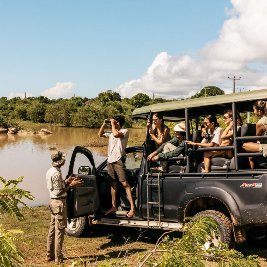 Guests on a safari jeep near Cinnamon Wild Yala