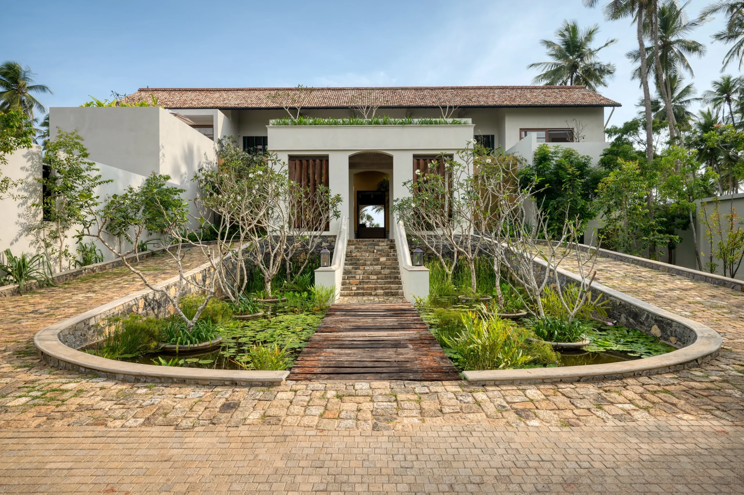 Garden entrance at Kayaam House, Tangalle